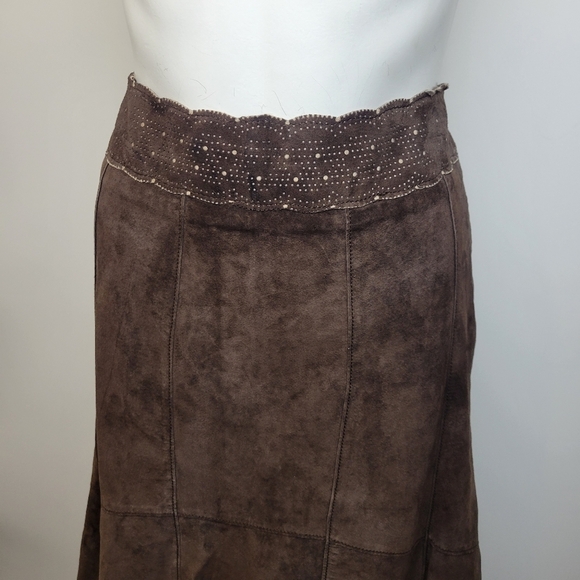 Cabi brown Suede skirt - Picture 3 of 6